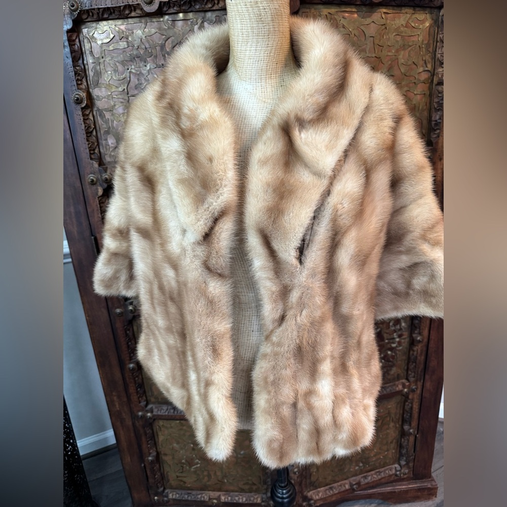 Vantage Chic Tan Teddy fur  Jacket M‎